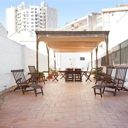 Rent Top Apartments Near Plaza De Catalunya Barcelona Exterior photo