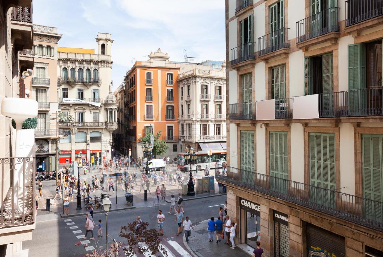 Rent Top Apartments Near Plaza De Catalunya Barcelona Exterior photo